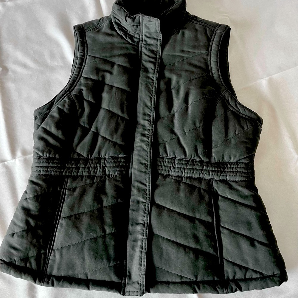 Women’s black flannel-lined Vest